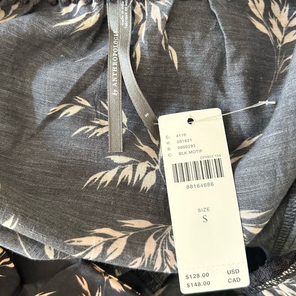 Anthropologie V-Neck Ruffled Blouse | Black Motif | Size Small | NWT - Picture 14 of 15